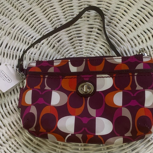 New Coach peyton dream C print wristlet - Picture 1 of 5